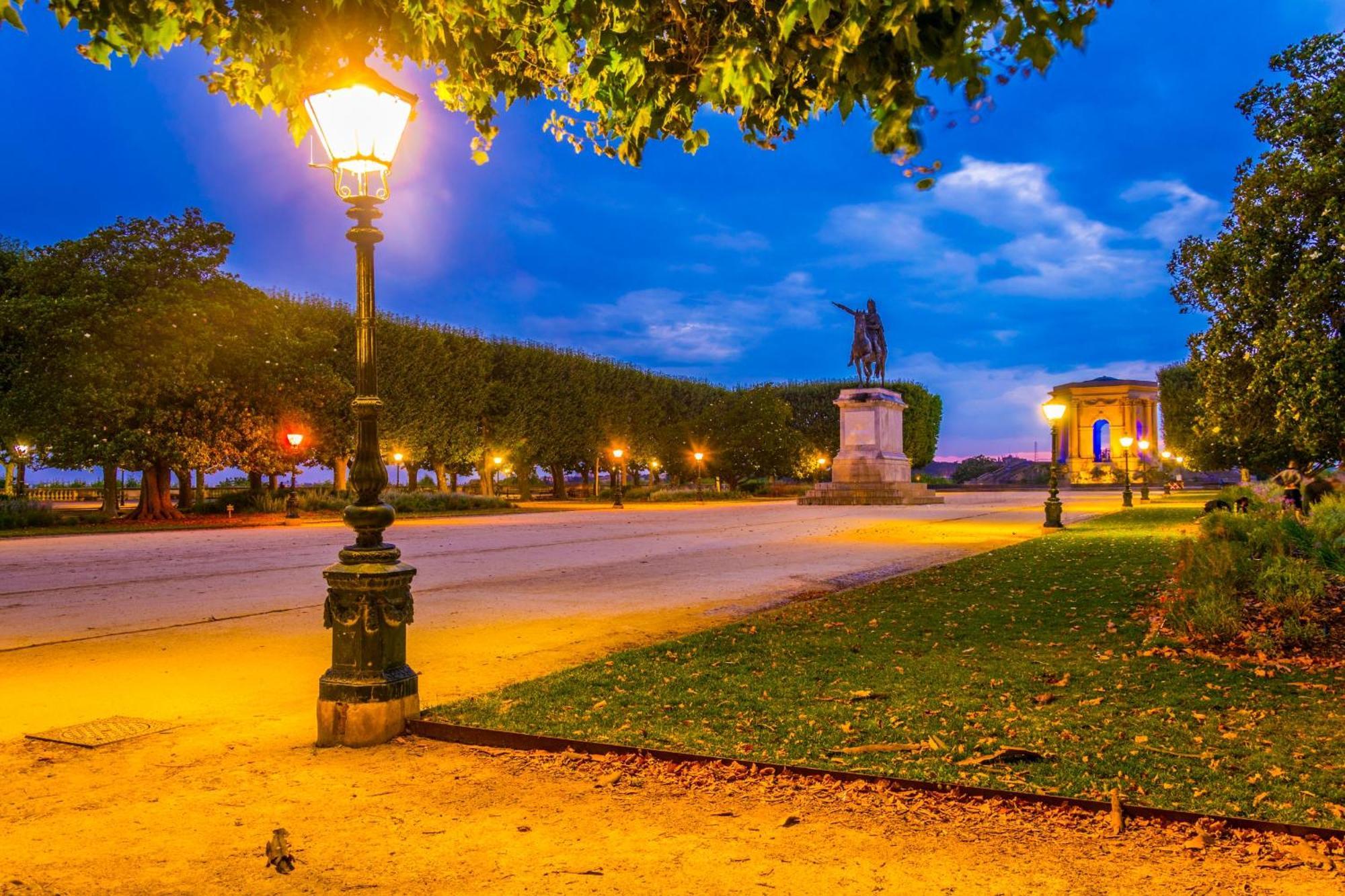 Hotel D'Aragon - Place De La Comedie Монпелье Экстерьер фото